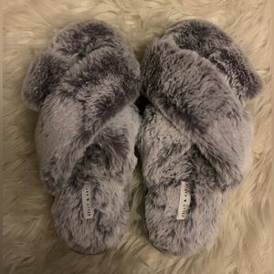 Kelly & Kattie Fur Slipper